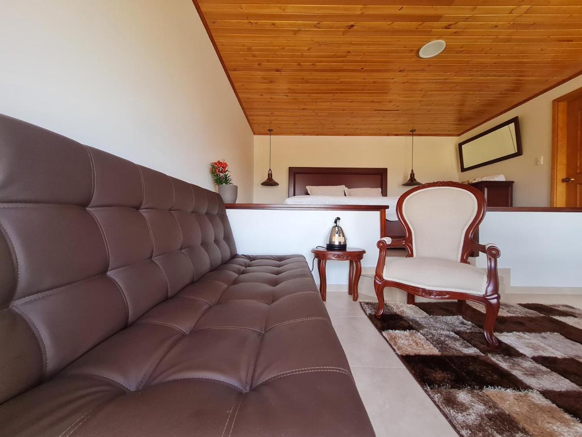Reluna Glamping & *